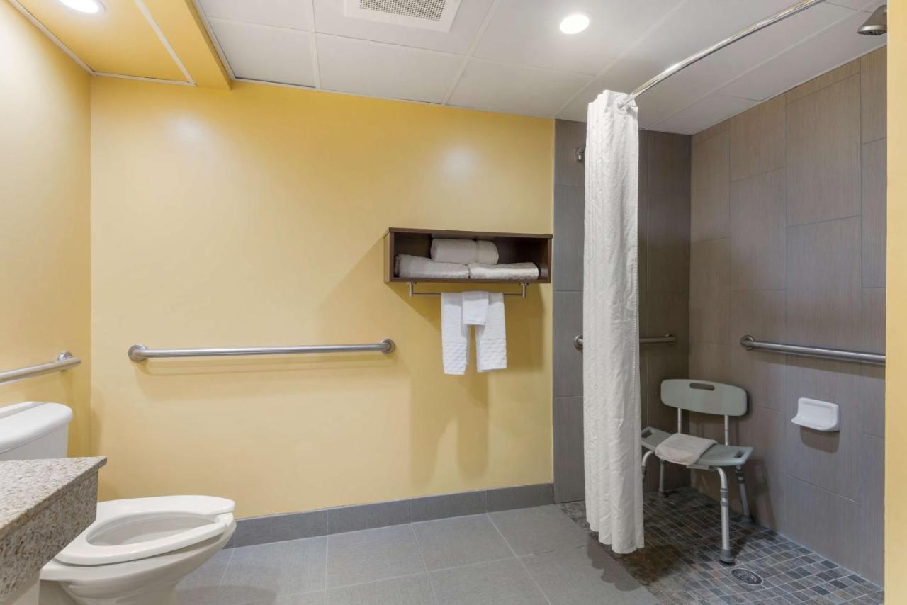 Best Western Plus Suites Гринвилл Экстерьер фото