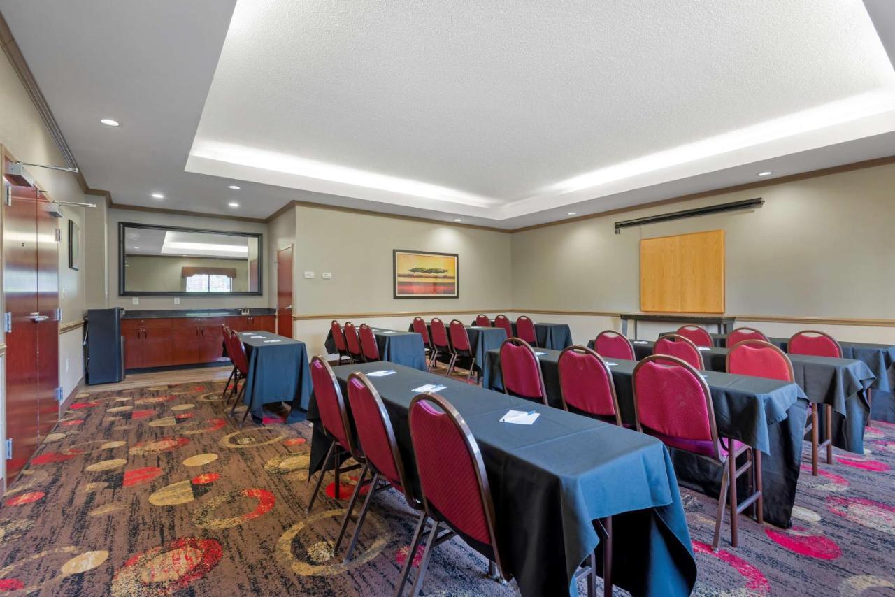 Best Western Plus Suites Гринвилл Экстерьер фото