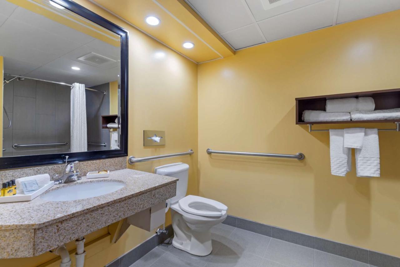 Best Western Plus Suites Гринвилл Экстерьер фото