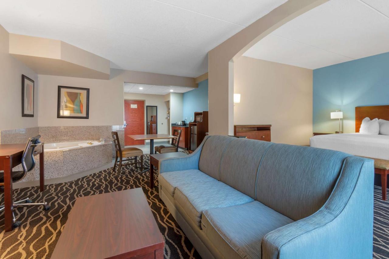 Best Western Plus Suites Гринвилл Экстерьер фото